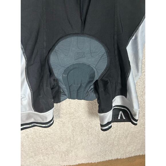 Men’s Primal Dallas racing bib shorts. Size large. - Picture 8 of 9